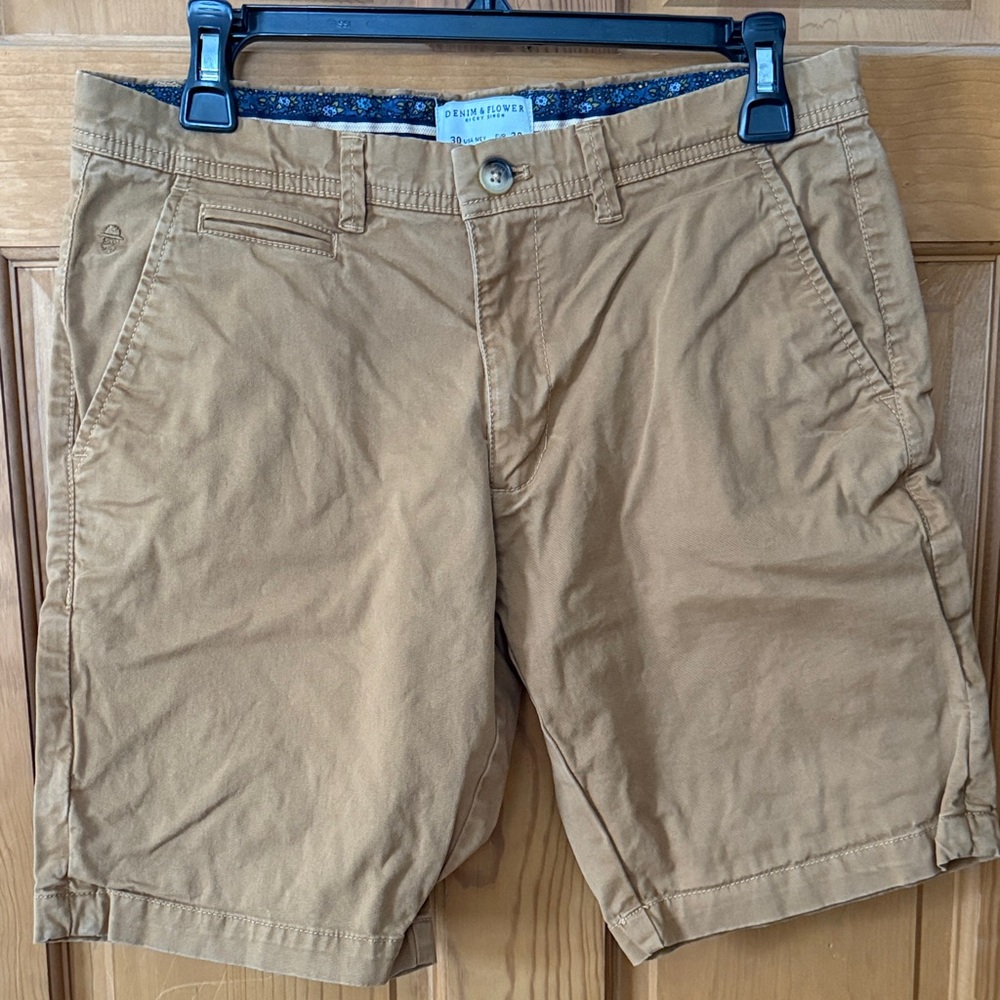 Golden/Tan Men's Flat Front Shorts by Denim & Flower - Picture 3 of 6